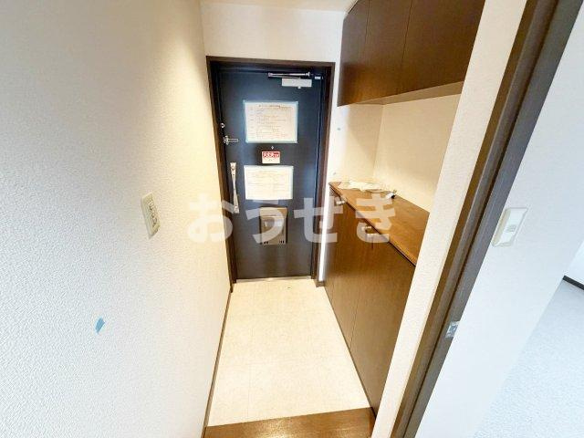 ロイヤルヒルズ東戸塚の玄関
