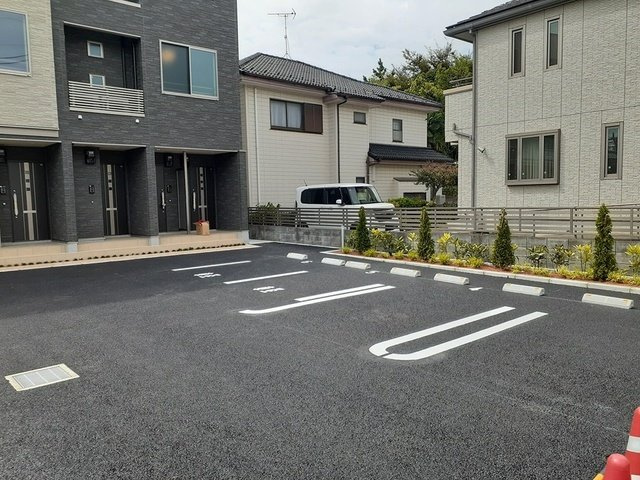 アリーチェの駐車場