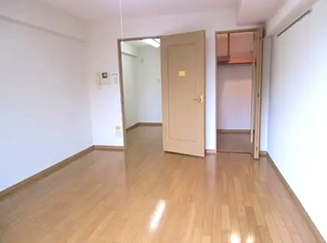 サウザンドリバーの内装