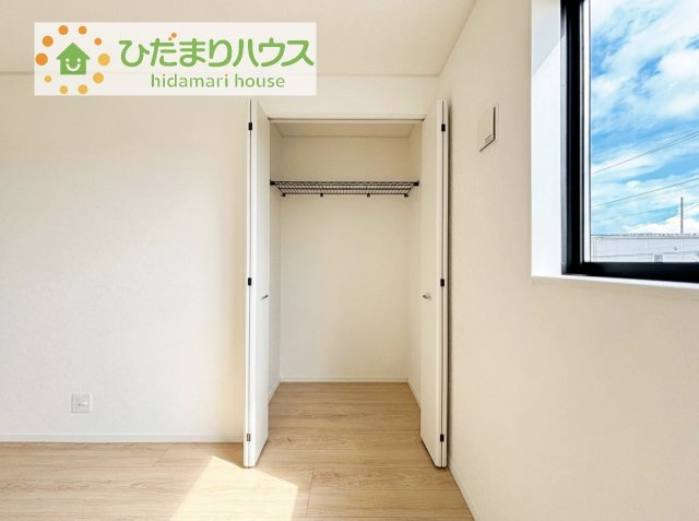 【収納】 | かすみがうら市下稲吉第15　新築戸建　5号棟 | ハンガーパイプ付でお洋服の出し入れもラクラクです！