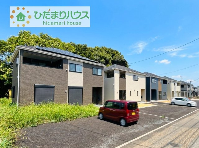 【外観】 | かすみがうら市下稲吉第15　新築戸建　5号棟 | 是非一度、ご家族そろってご内覧ください♪