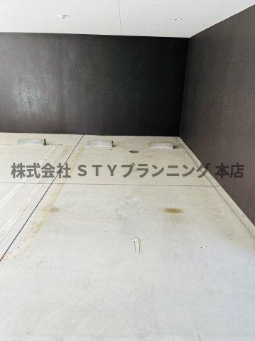 仲介手数料0円！！プレイス浅間の駐車場