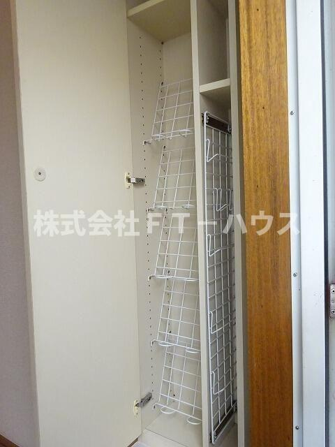 ２０ＢＯＸ弐番館（Ｋ－０６２）の収納