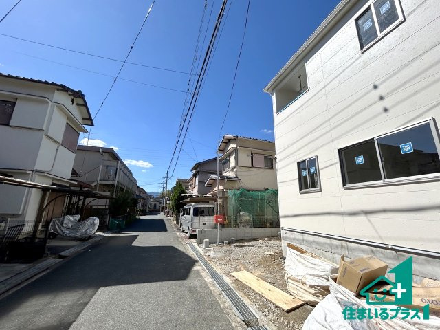 ●17(土)18(日)現地説明会！　橿原市川西町　限定1邸の前面道路含む現地写真|周辺は閑静な住宅街です。前面道路もしっかりと有りますので車の出し入れも安心ですよ！