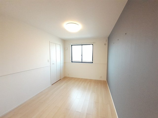 フェニックスＢの洋室|個人の部屋や寝室として使える洋室です