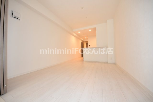 ラ・フォルム鎗屋町