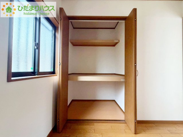 常陸太田市薬谷町　中古戸建の収納|こたつや扇風機などの季節物もポンポンしまえる大容量の納戸付き♪