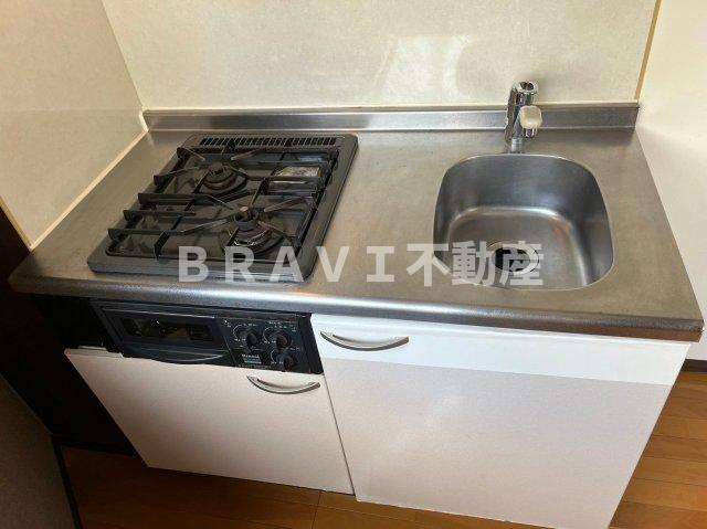 モダナーク　BRAVI不動産|【モダナーク】落ち着いたキッチンです