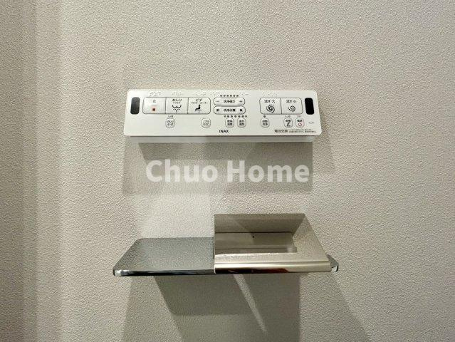 ウッディライフお花茶屋の内装|【ウォシュレット】清潔に使いたいお手洗いには最適な設備です。もちろんウォームレットも標準装備です。