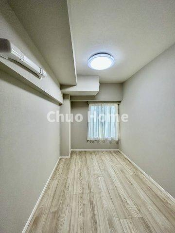 ウッディライフお花茶屋の子供部屋|【子供部屋】お子様を持つ家庭の約6割が「家族や子どものため」に購入を希望。入学後の転校を避け、広い空間でのびのび育てたいなどの親心が、家探しのきっかけになっているようです。