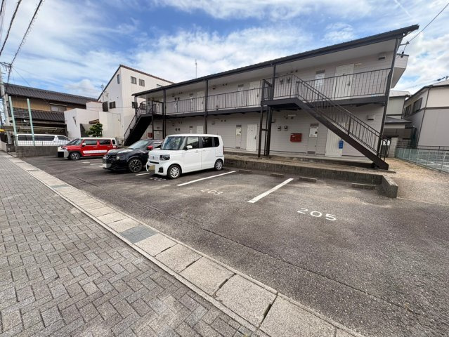 パークサイド板倉の駐車場