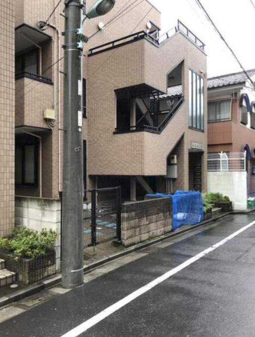 ドルメンⅢの外観