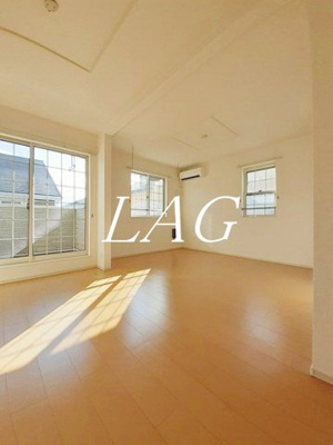 【居間・リビング】 | セントーレア | 洋室のお部屋です。