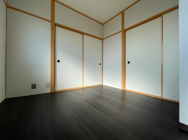 シャトー五色山の居間・リビング