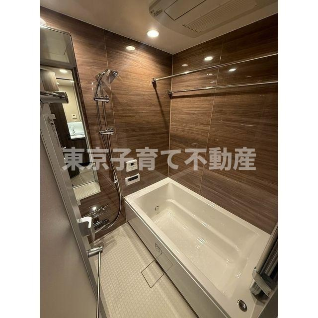 ザ・パークハウス麹町三丁目の浴室