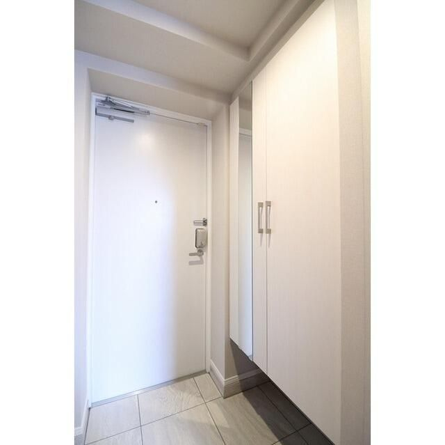 Ｌａ　Ｄｏｕｃｅｕｒ巣鴨Ｅａｓｔの玄関