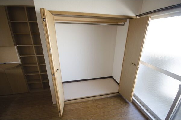 やなせハイツの収納