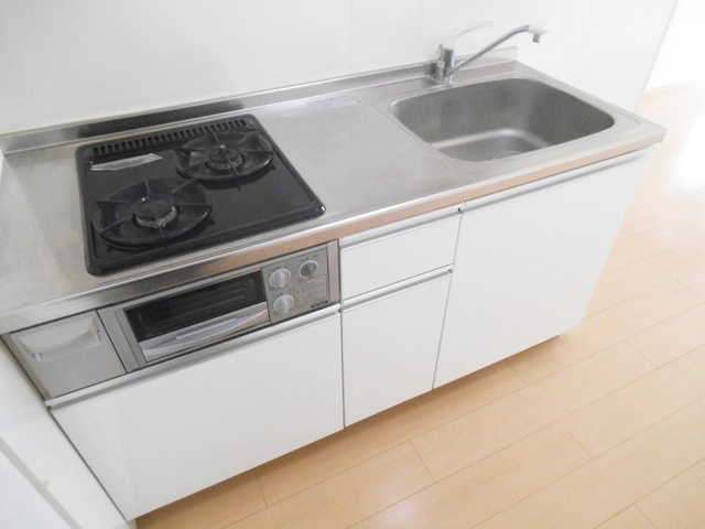 リバレイン浮間　Ⅰのキッチン|2口コンロのキッチンです！
