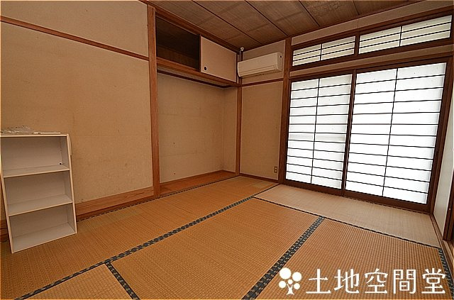 瀬板　貸家　平屋の内装