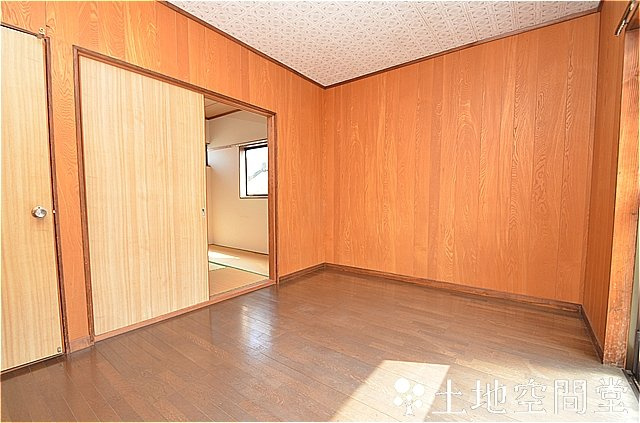 猪熊２丁目テラスハウスの洋室