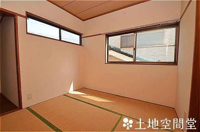 猪熊２丁目テラスハウスの和室