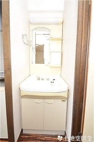 サンシティ千防の独立洗面台