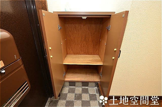 日神パレステージ九工大の玄関