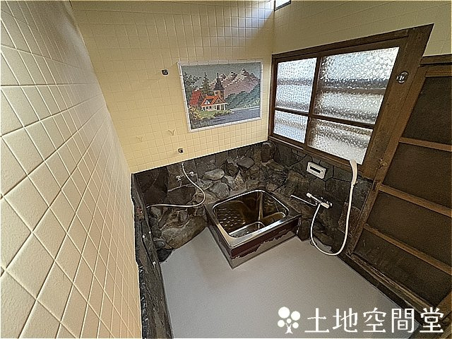 町上津役西３丁目　貸家の浴室