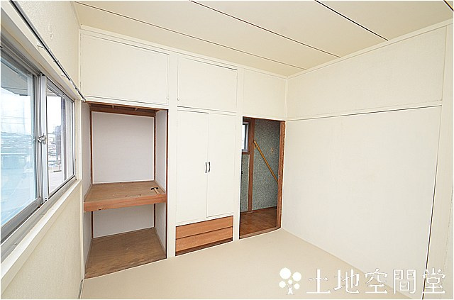 塔野3丁目戸建の和室|2階和室4.5帖