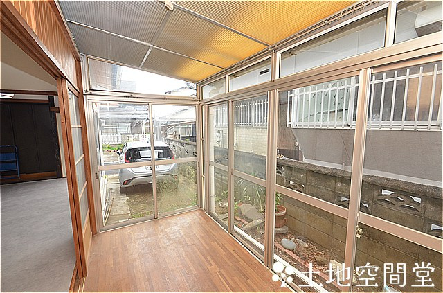塔野3丁目戸建の設備|サンルーム