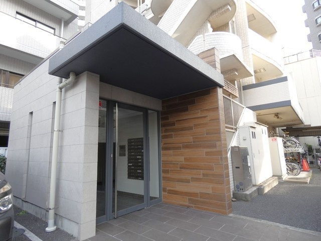 【エントランス】コンフォリア新中野Ⅱ