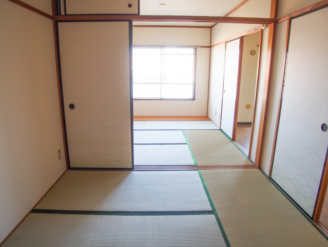 グリーンハイツ桃山の和室