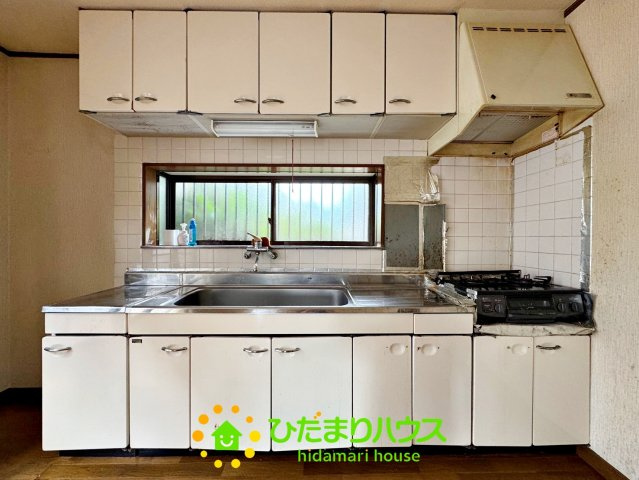 白岡市西２丁目　中古一戸建てのキッチン