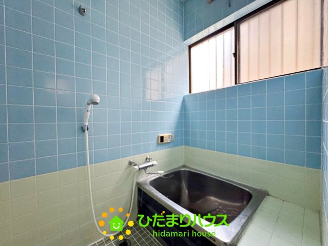 白岡市西２丁目　中古一戸建ての浴室