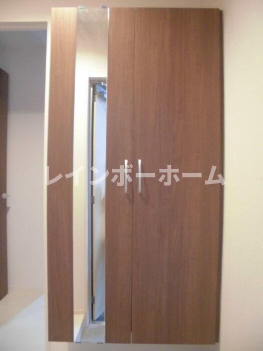 コスモス　Aの玄関