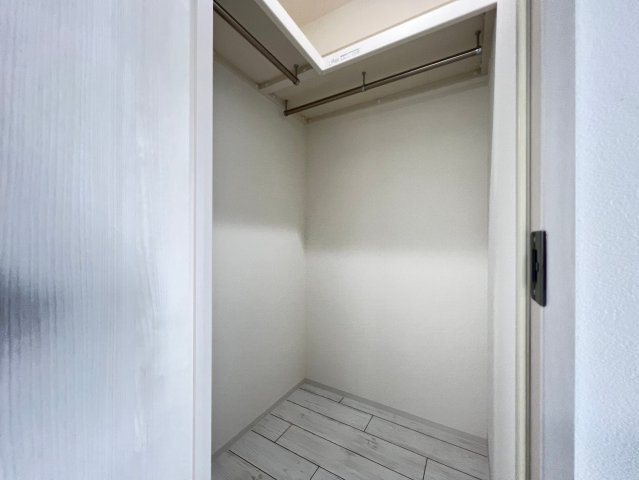 ドゥーエ南堀江（旧名称：アルティザ南堀江）の収納