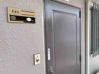 サンライフ大元の玄関