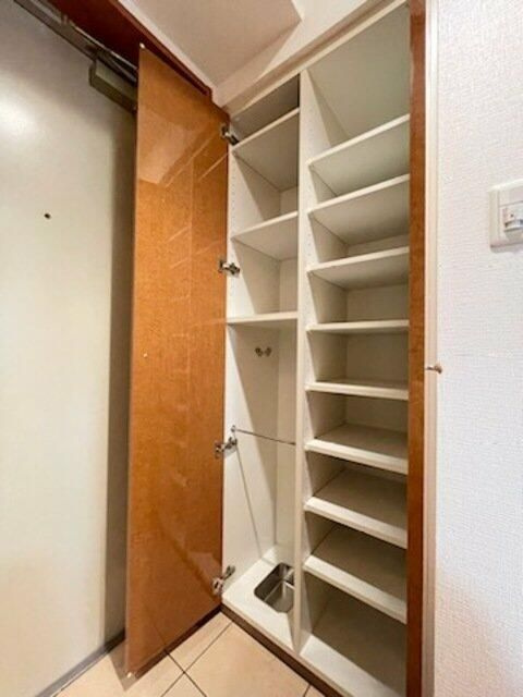 グランド・ガーラ西麻布の収納