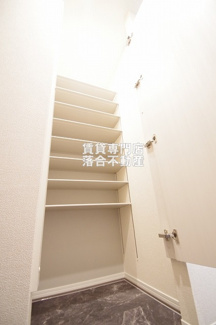 【収納】 | Grand station宮上Ⅰ | たっぷり入る玄関収納♪