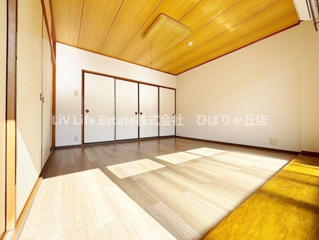 JUNひばりヶ丘の洋室