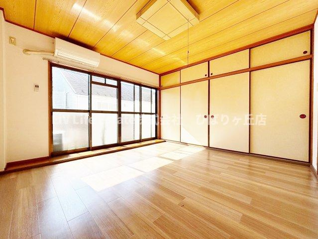 JUNひばりヶ丘の洋室