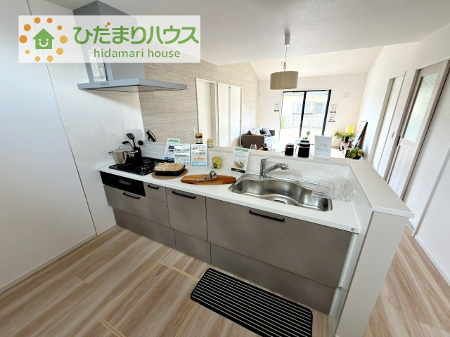 【キッチン】 | つくば市栗原1期　新築戸建 | カウンターは少し高くなってますので、手元が隠れて来客からは見えにくくなってます♪