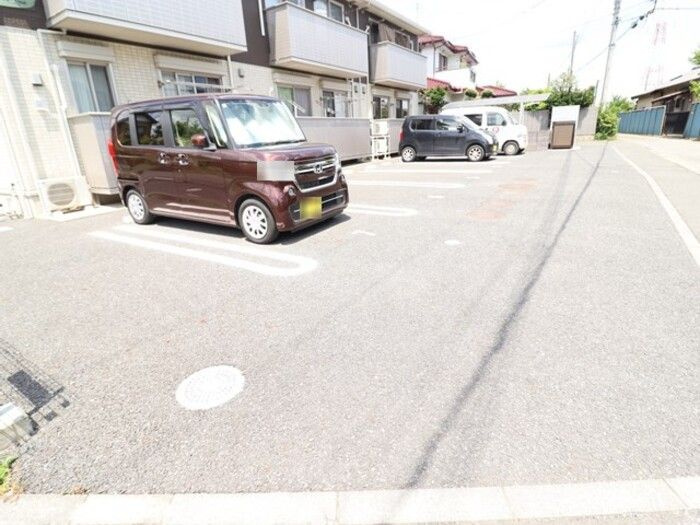 La・Tourの駐車場