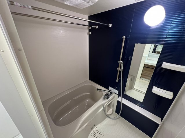 ラ フォルム鎗屋町の浴室