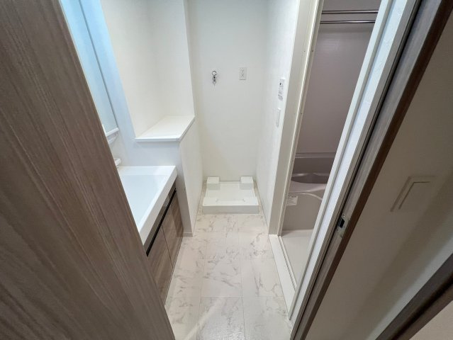 ラ フォルム鎗屋町の洗面所