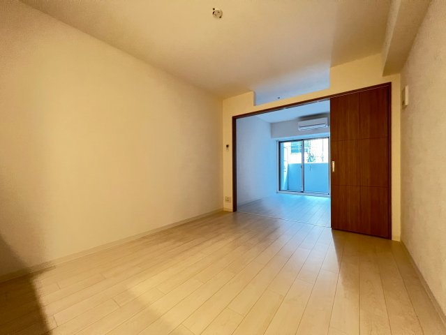 ラ フォルム鎗屋町の居間・リビング