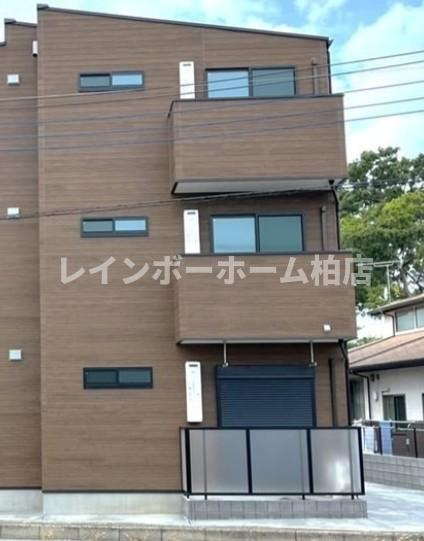 担当エリアのルームアドバイザーが直接対応いたしますのバルコニー