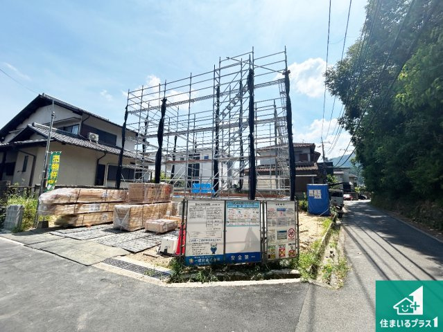 ●29(土)30(日)現地案内可能！　香芝市穴虫　第4期　新築一戸建ての外観|周辺は落ち着いた街並みの住宅地！子育てがしやすい住環境です！まだ未完成ですが、現地でしかわからない事もございます。是非一度ご覧ください。