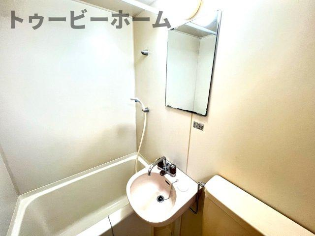 入間川プレミアムの浴室|落ち着いた空間のお風呂です