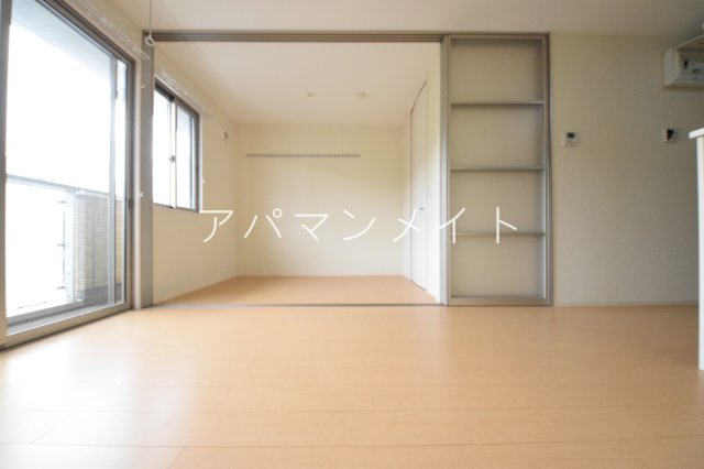 【居間・リビング】 | コートロイヤルアネックス | 戸塚周辺ならアパマンメイトへＬｅｔｓ Ｇｏ ！